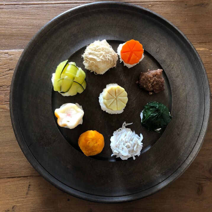 1歳のお誕生日に 離乳食完了期 ひとくちお祝い寿司 レシピ 作り方 By Ishimaruco66 楽天レシピ 1歳のお誕生日に 離乳食完了期 ひとくちお祝い寿司 レシピ 作り方 By Ishimaruco66 楽天レシピ